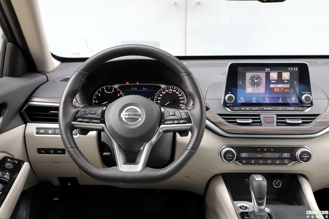 天籁  2019款 2.0T XV AD1 智尊领航 内饰