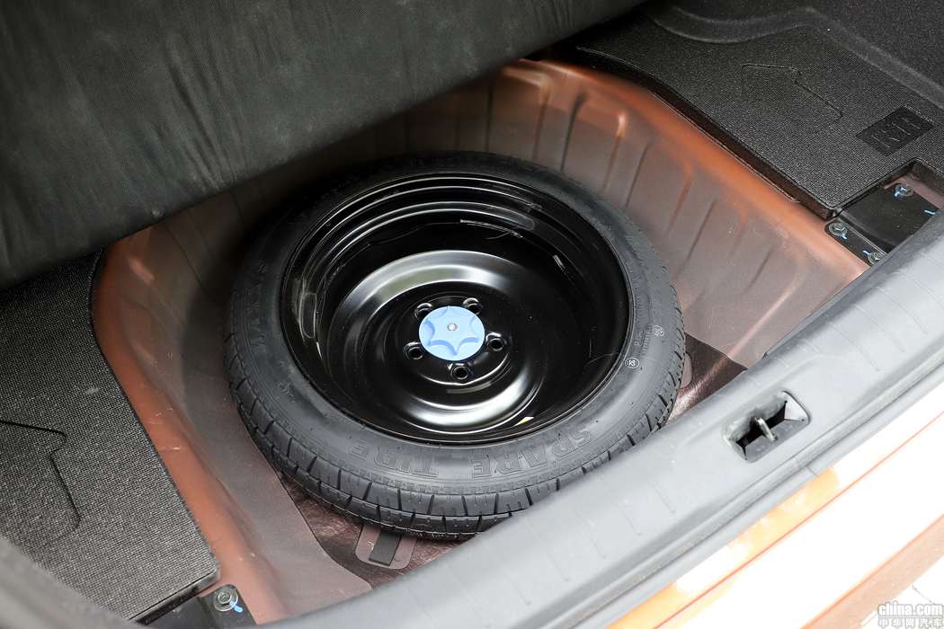 天籁  2019款 2.0T XV AD1 智尊领航 空间