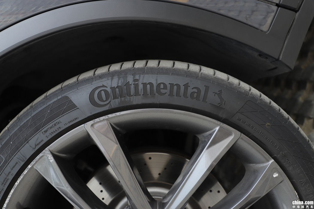 唐新能源 2018款 2.0T 全时四驱智联创世 7座 外观