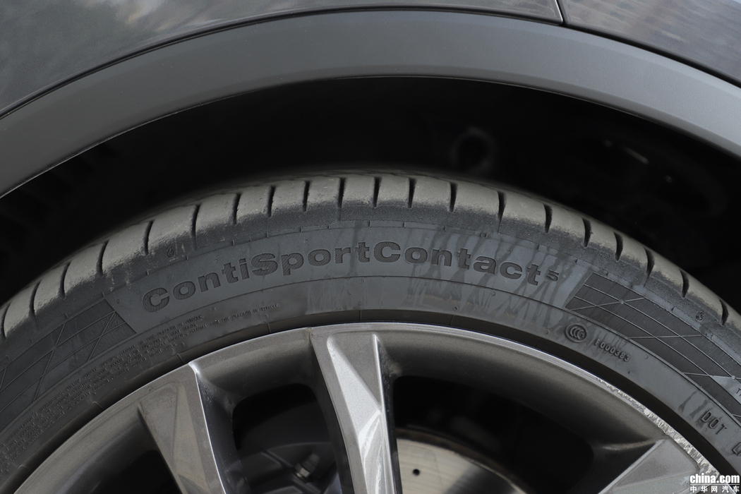 唐新能源 2018款 2.0T 全时四驱智联创世 7座 外观