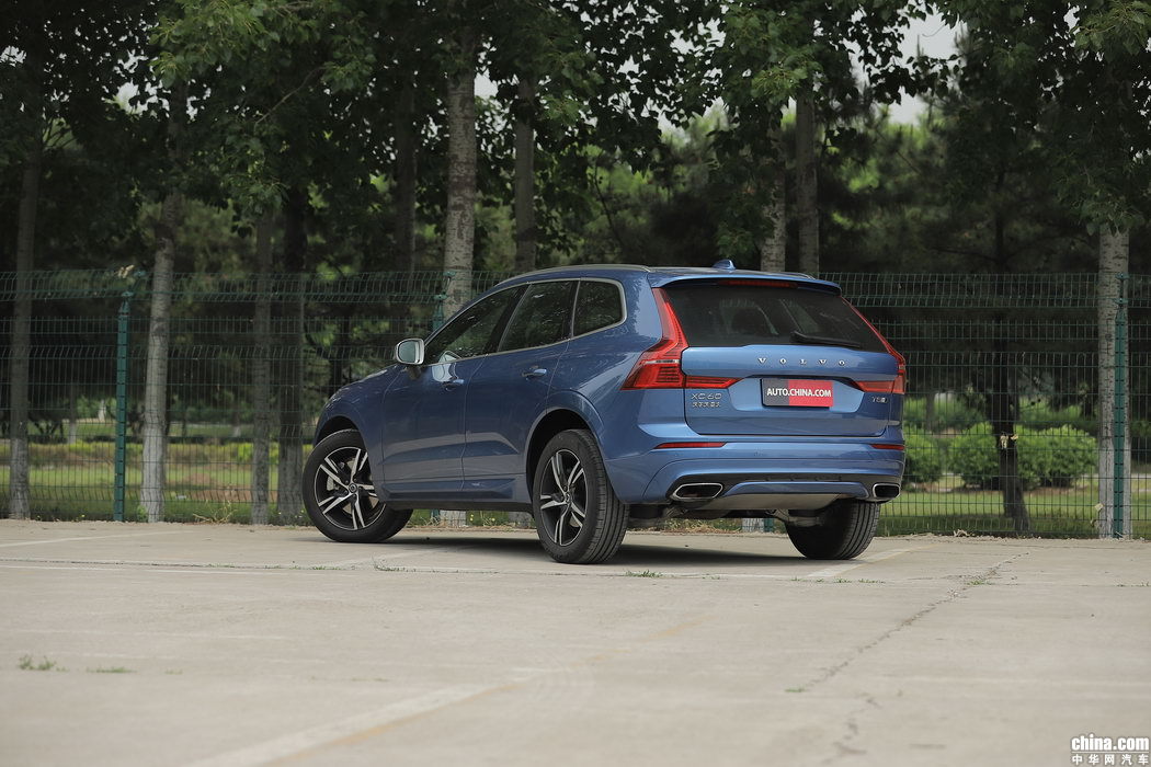 沃尔沃XC60 2019款 T5 四驱智雅运动 外观