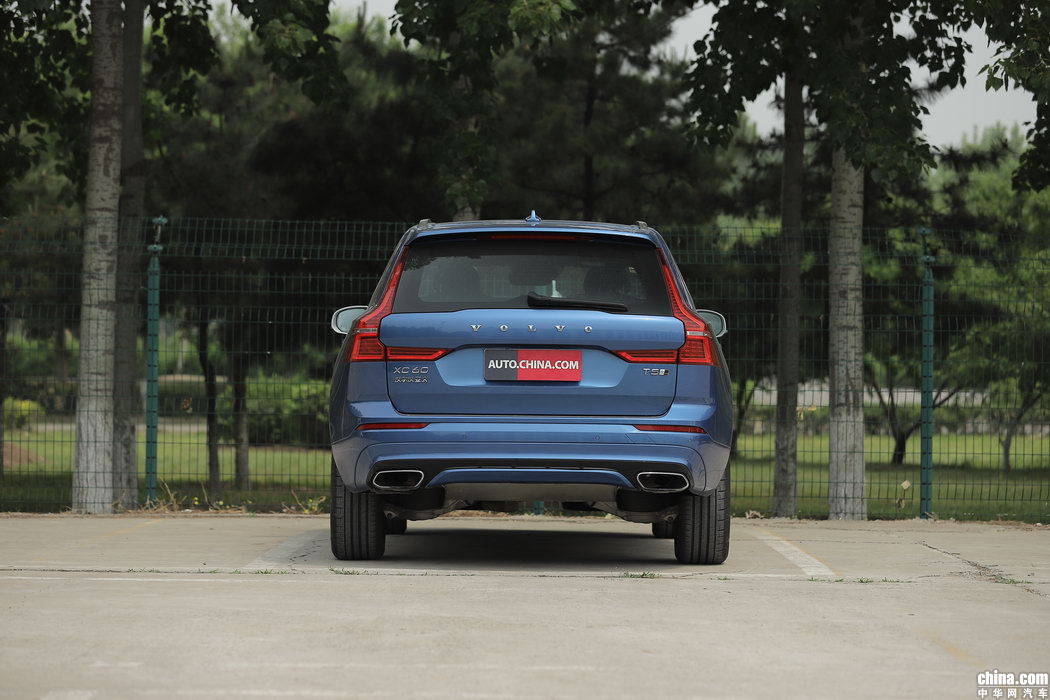 沃尔沃XC60 2019款 T5 四驱智雅运动 外观