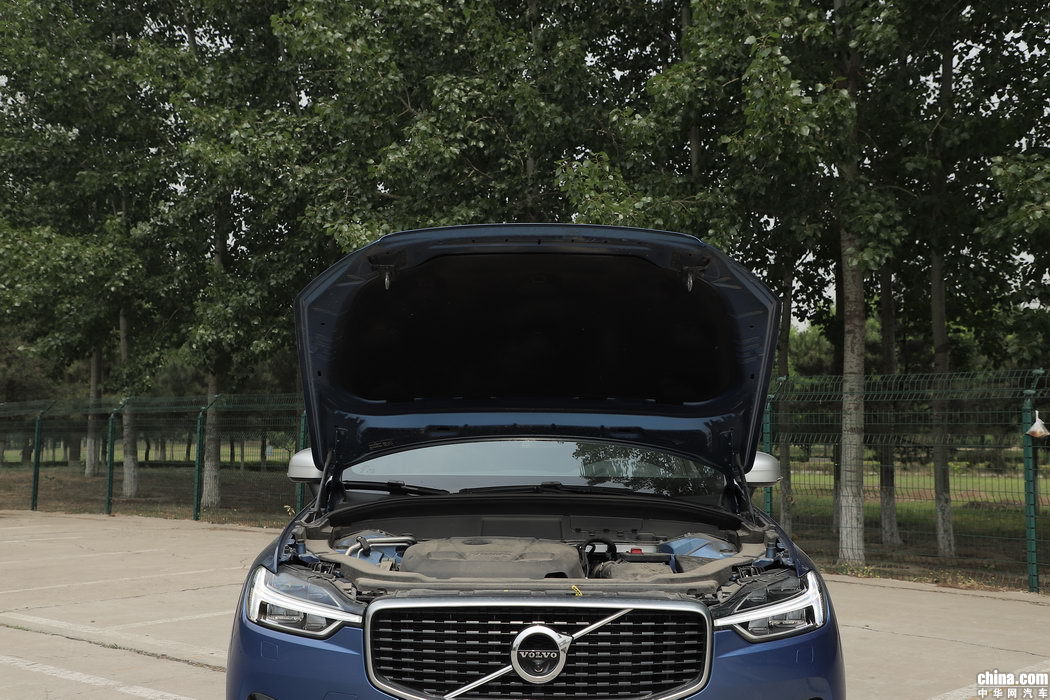 沃尔沃XC60 2019款 T5 四驱智雅运动 外观