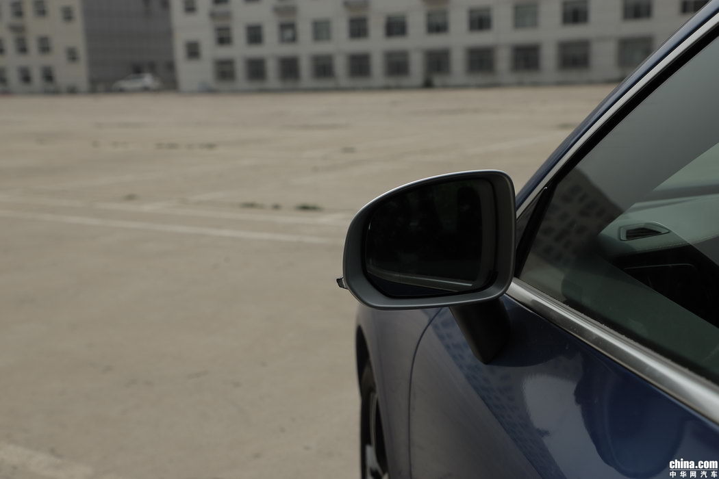 沃尔沃XC60 2019款 T5 四驱智雅运动 外观