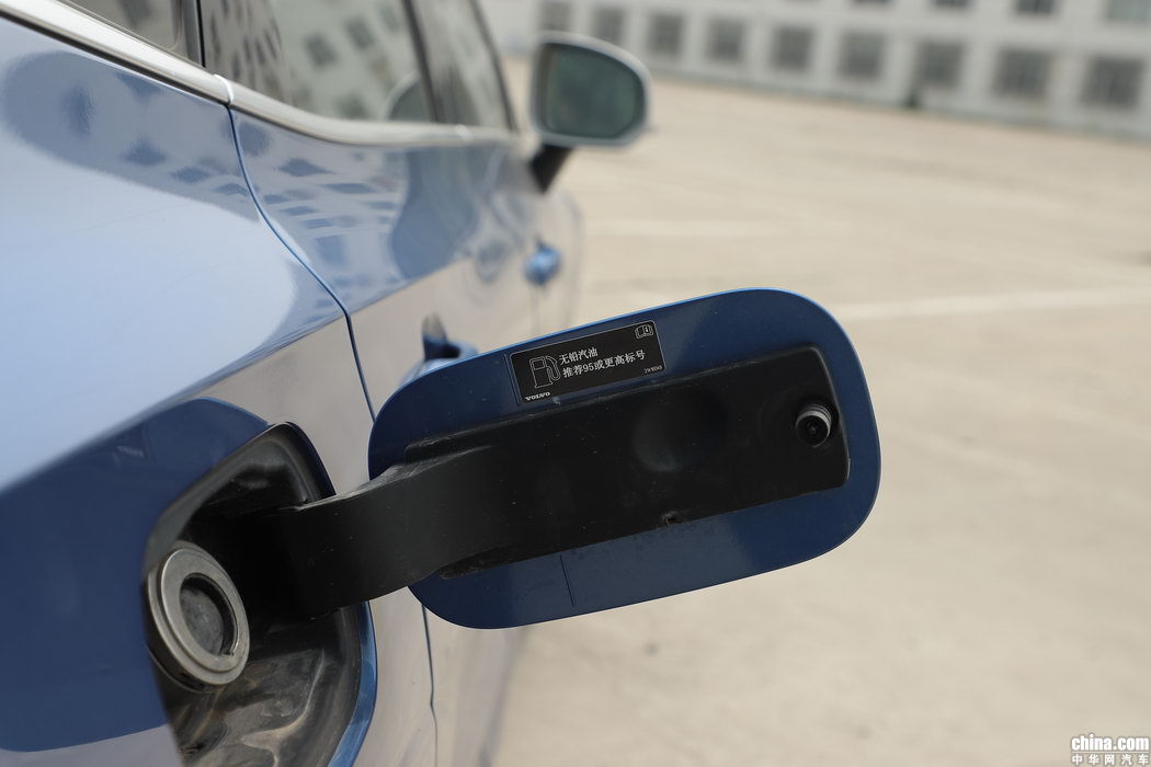 沃尔沃XC60 2019款 T5 四驱智雅运动 外观