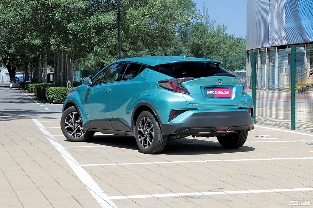 丰田C-HR 2018款 2.0L  外观