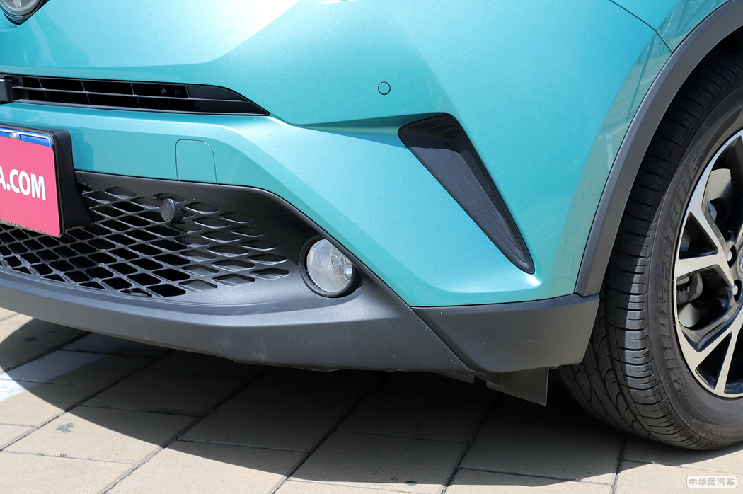 丰田C-HR 2018款 2.0L  外观