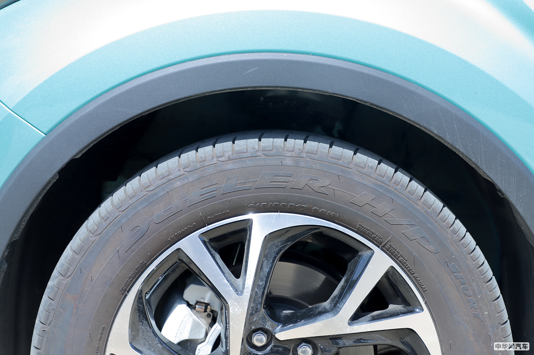 丰田C-HR 2018款 2.0L  外观