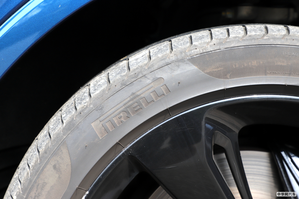 添越  2017款 6.0T  外观