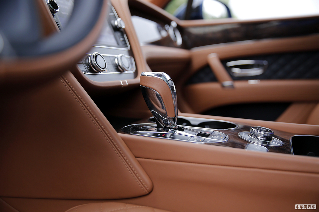 添越  2017款 6.0T  其他