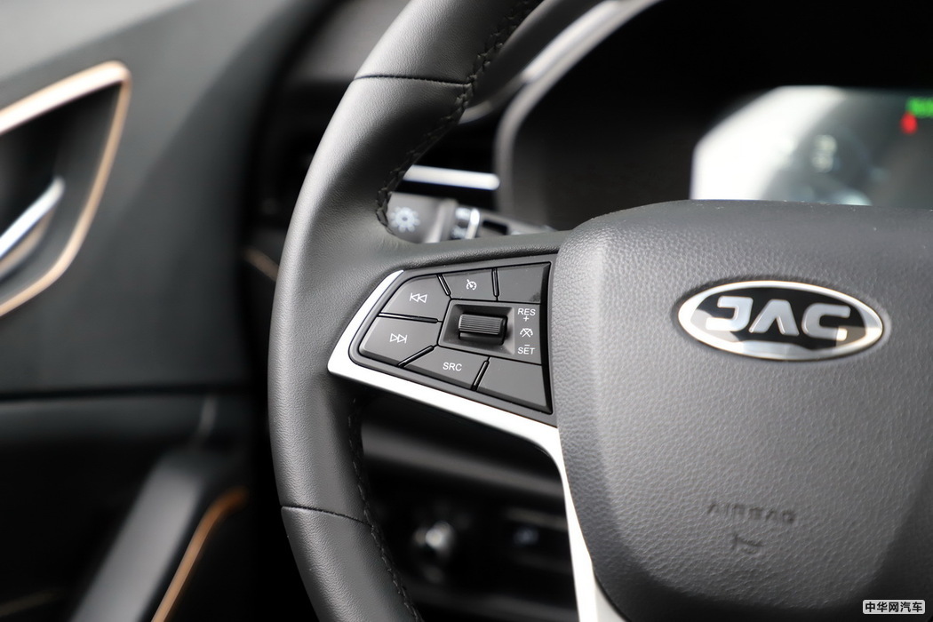 江淮iEVS4 2019款 豪华智联型 内饰