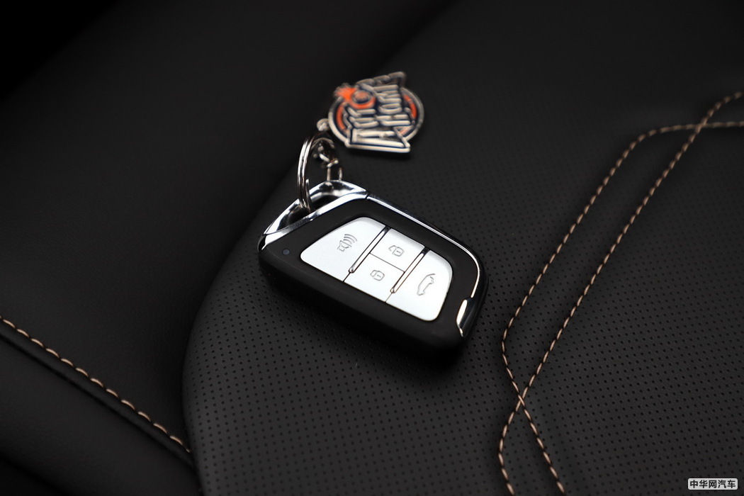 江淮iEVS4 2019款 豪华智联型 内饰