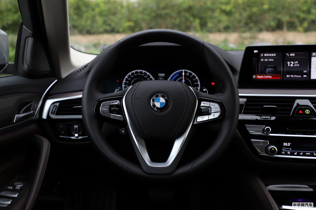 宝马5系新能源 2019款 530Le 先锋版 内饰