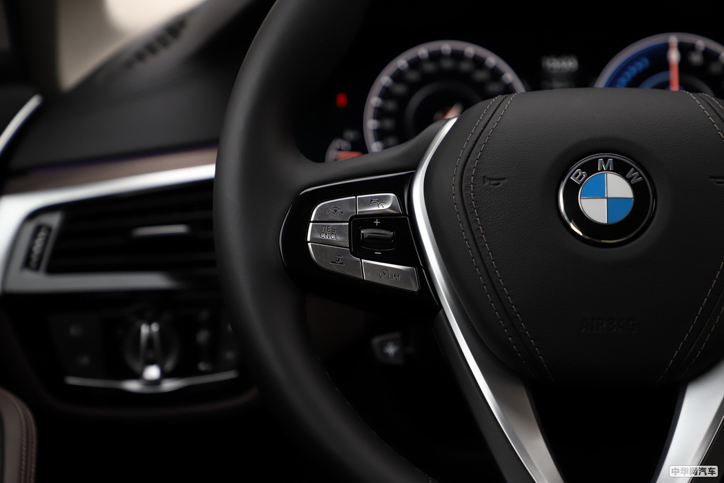 宝马5系新能源 2019款 530Le 先锋版 内饰