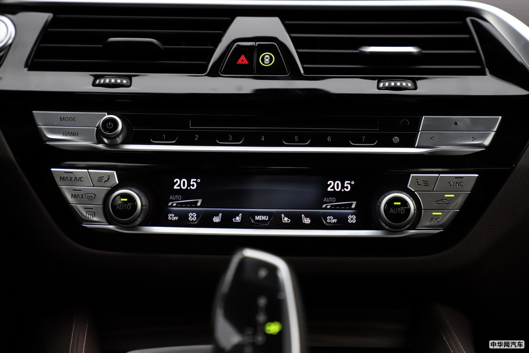 宝马5系新能源 2019款 530Le 先锋版 内饰