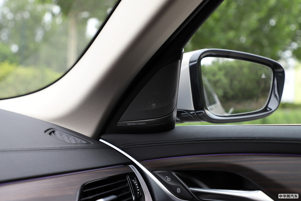 宝马5系新能源 2019款 530Le 先锋版 内饰