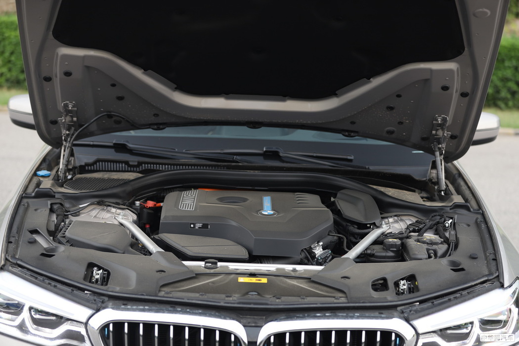 宝马5系新能源 2019款 530Le 先锋版 外观
