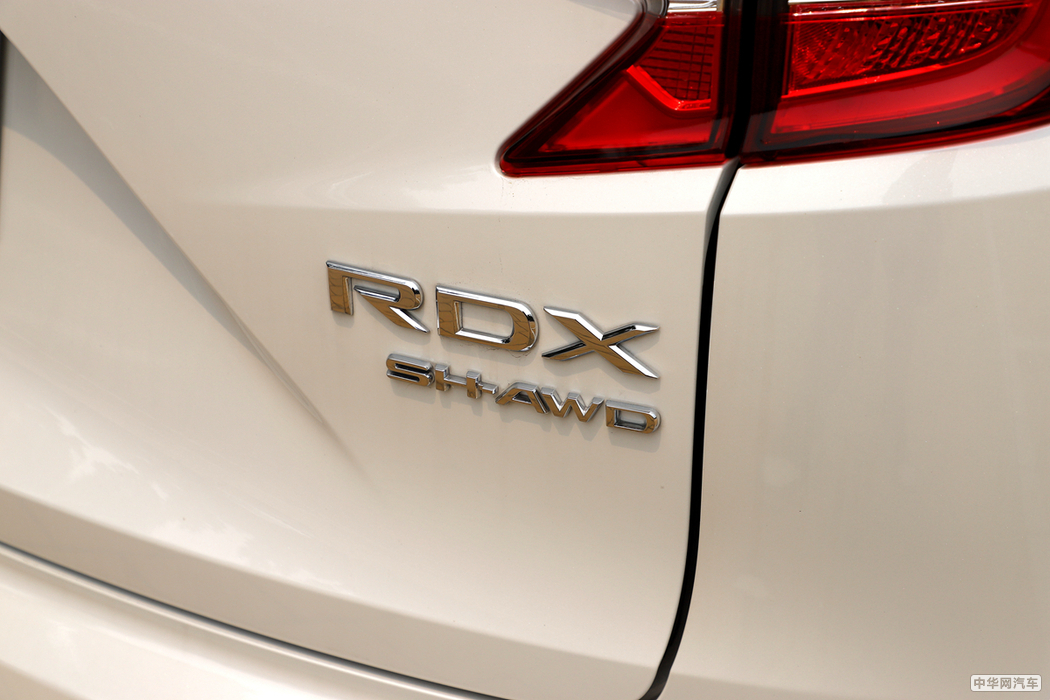 RDX 2019款 2.0T 钻享SH-AWD 外观