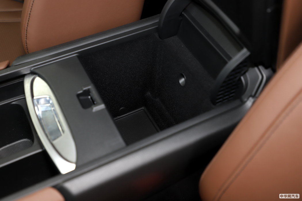 RDX 2019款 2.0T 钻享SH-AWD 内饰