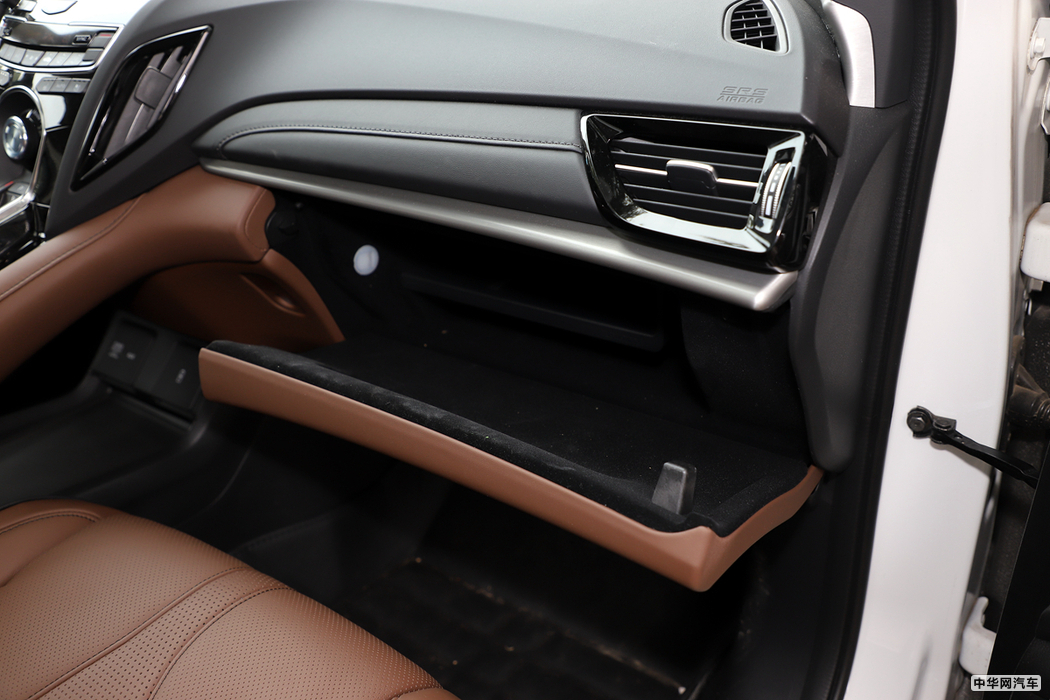 RDX 2019款 2.0T 钻享SH-AWD 内饰