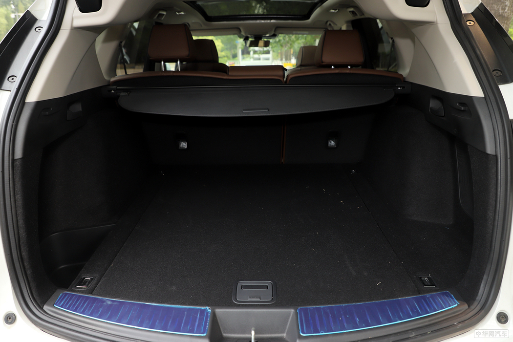 RDX 2019款 2.0T 钻享SH-AWD 空间