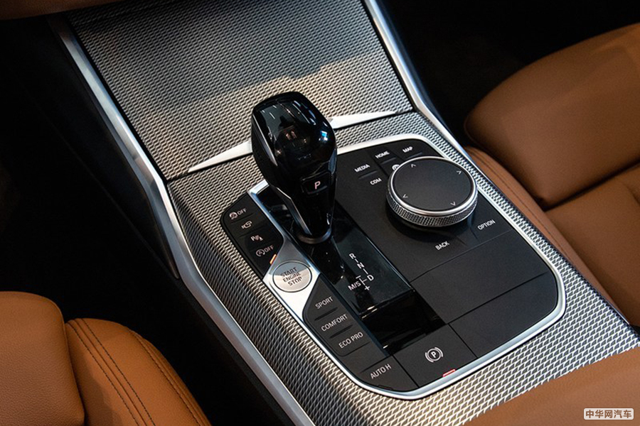 标轴曜夜香不香？2020款宝马3系购车手册