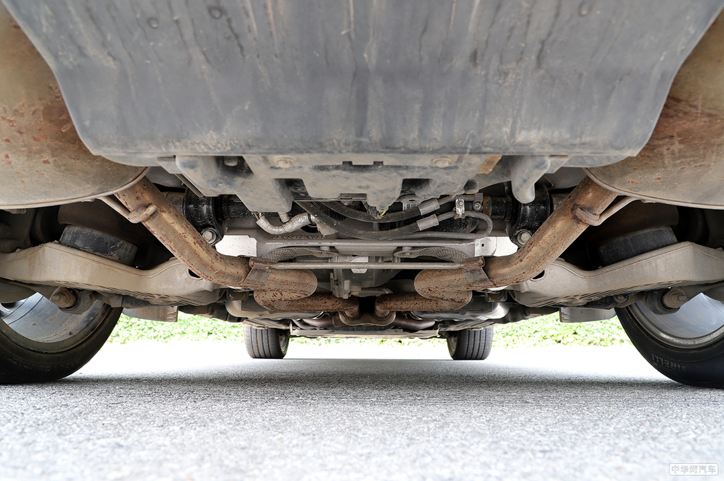 揽胜  2018款 5.0 V8 SC AB 尊崇创世加长 外观