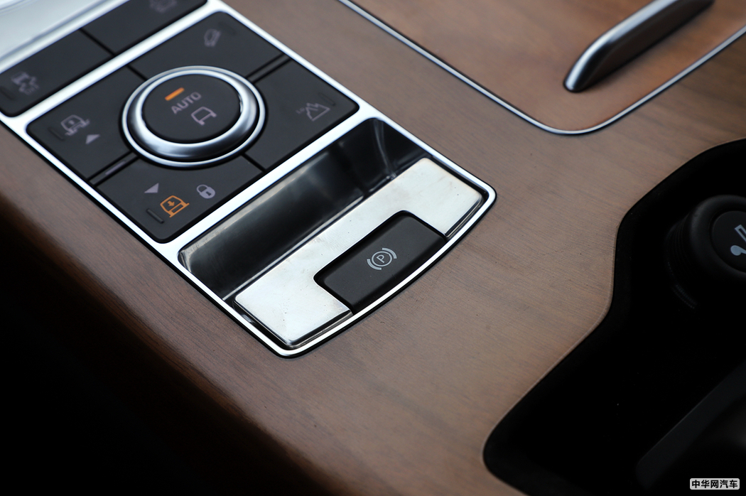 揽胜  2018款 5.0 V8 SC AB 尊崇创世加长 内饰