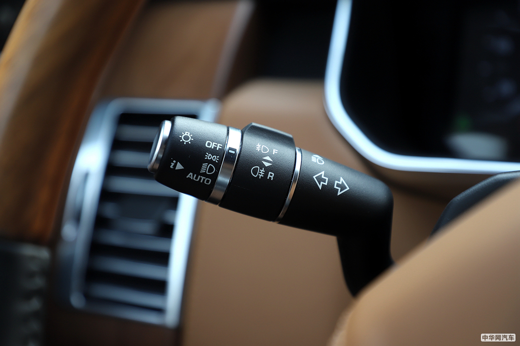 揽胜  2018款 5.0 V8 SC AB 尊崇创世加长 内饰