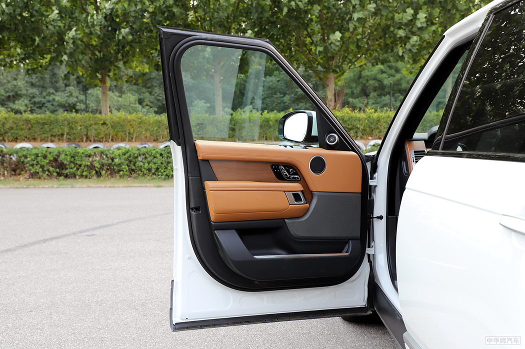 揽胜  2018款 5.0 V8 SC AB 尊崇创世加长 内饰