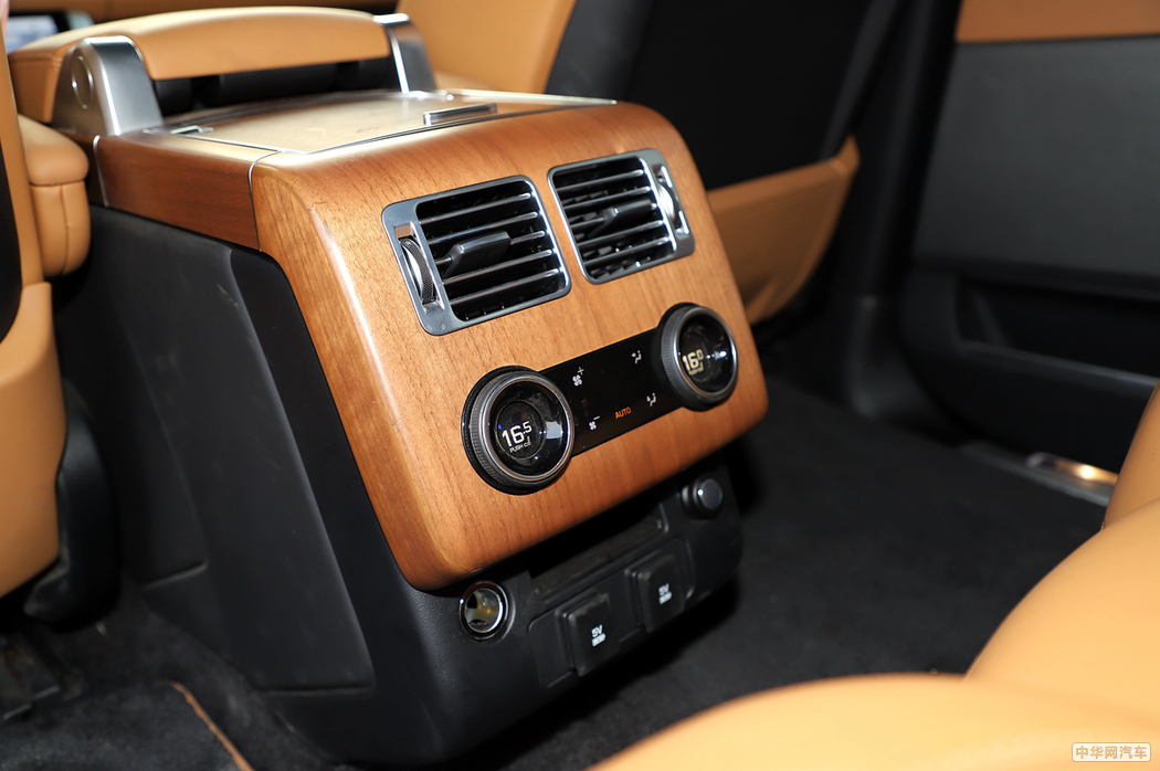 揽胜  2018款 5.0 V8 SC AB 尊崇创世加长 空间