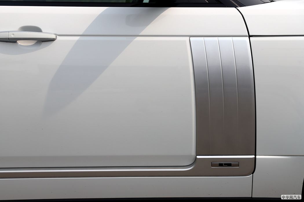 揽胜  2018款 5.0 V8 SC AB 尊崇创世加长 其他