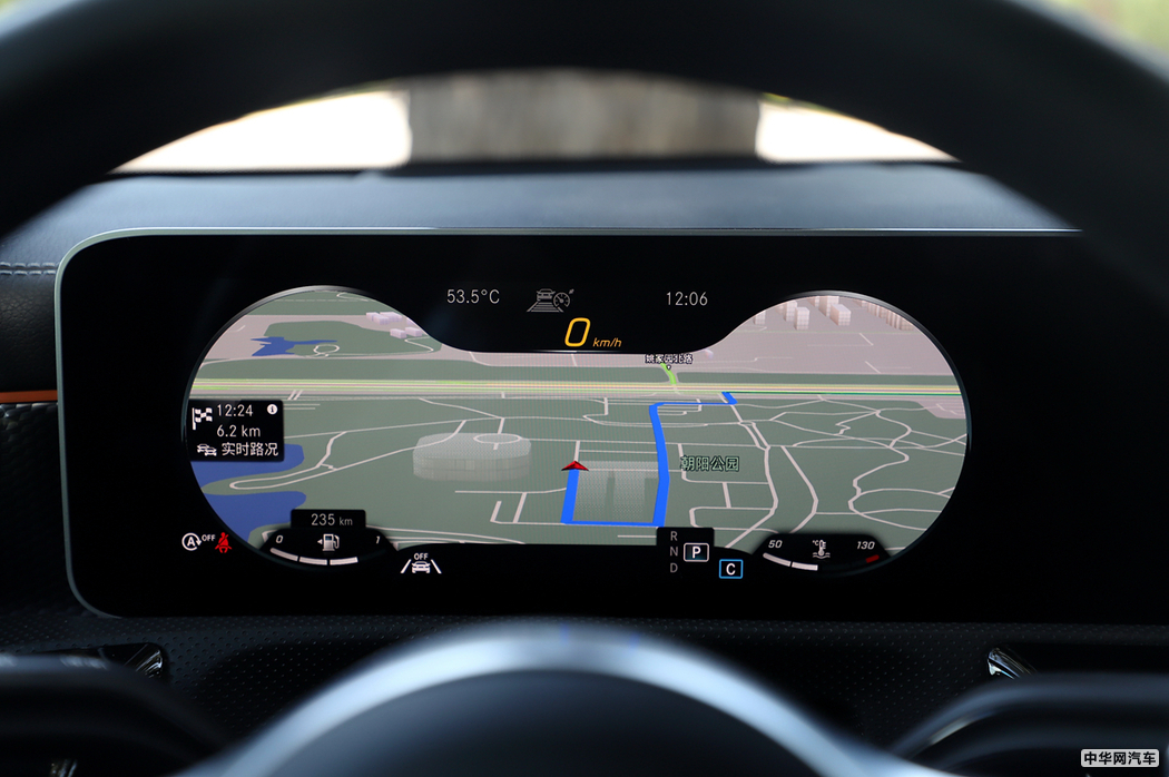 奔驰A级 2019款 A 200 L 运动轿车 内饰