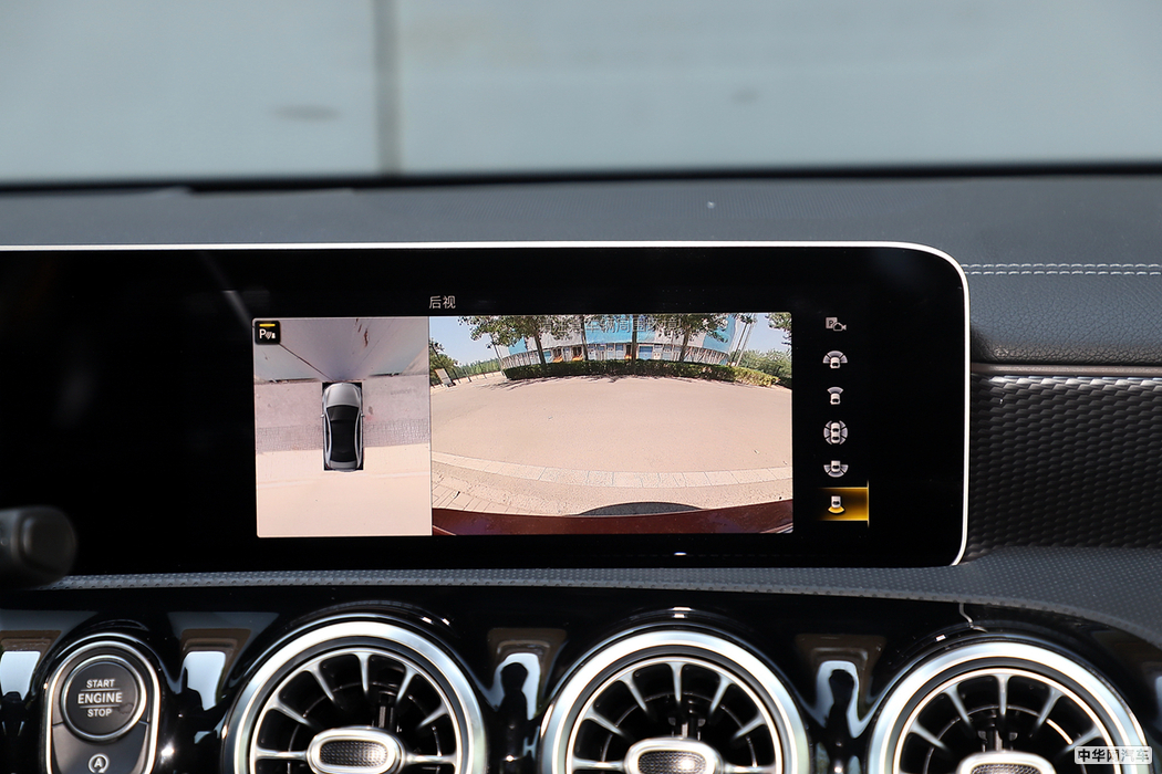 奔驰A级 2019款 A 200 L 运动轿车 内饰