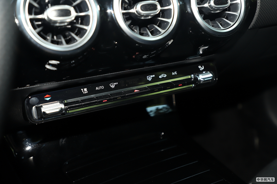 奔驰A级 2019款 A 200 L 运动轿车 其他