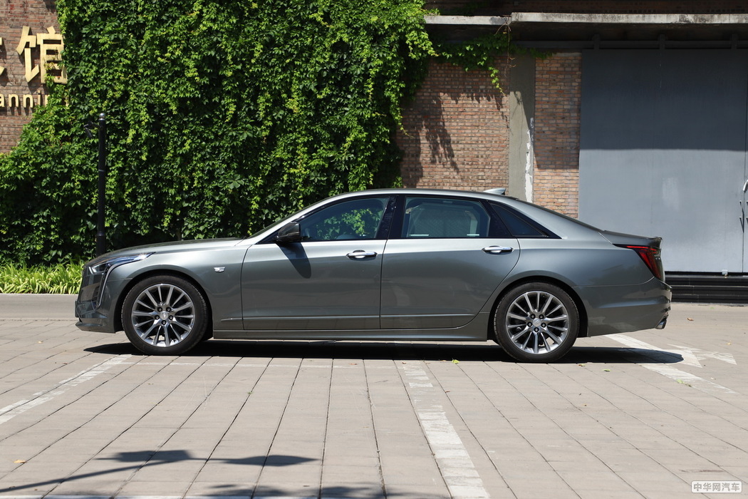 凯迪拉克CT6 2019款 28T 领先运动型 外观