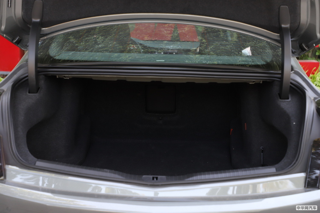 凯迪拉克CT6 2019款 28T 领先运动型 空间