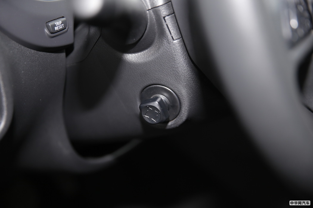 英菲尼迪QX50 2018款 2.0T 四驱旗舰 内饰