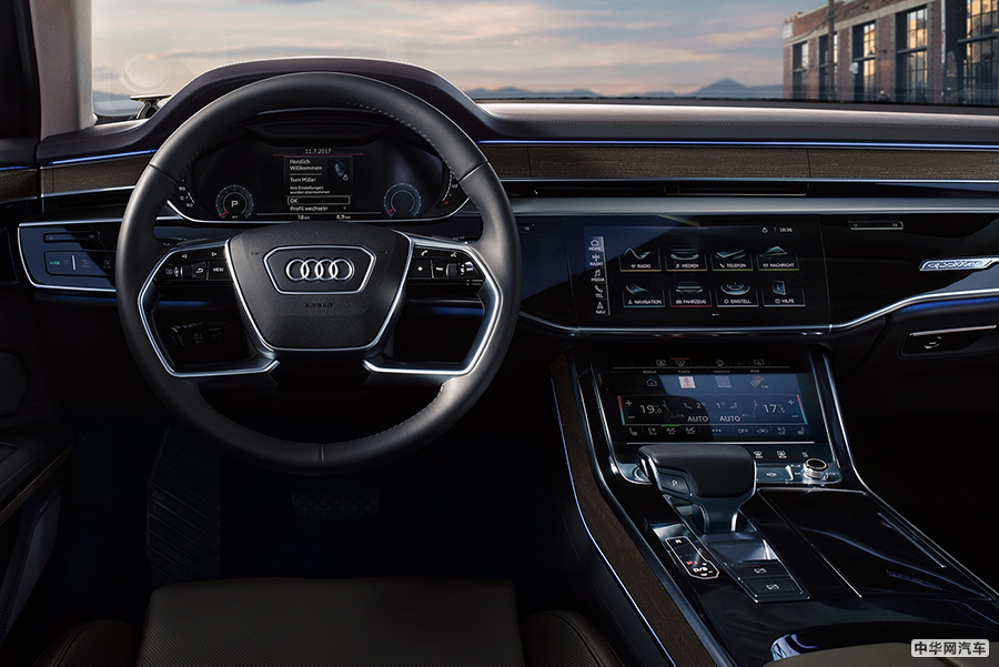 售价83.88万元起 新款奥迪A8L Plus版上市 售价83.88万元起 新款奥迪A8L Plus版上市
