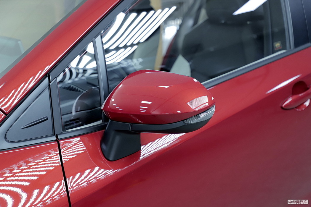 卡罗拉双擎E+ 2019款 1.8L 旗舰版 组图