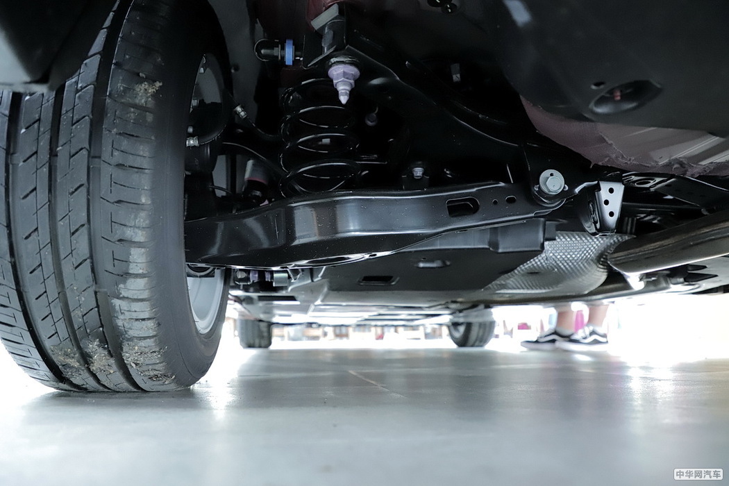 卡罗拉双擎E+ 2019款 1.8L 旗舰版 组图