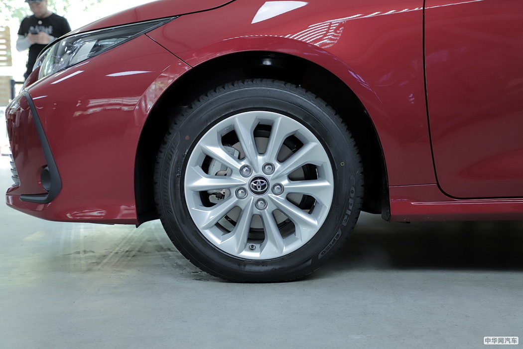 卡罗拉双擎E+ 2019款 1.8L 旗舰版 组图