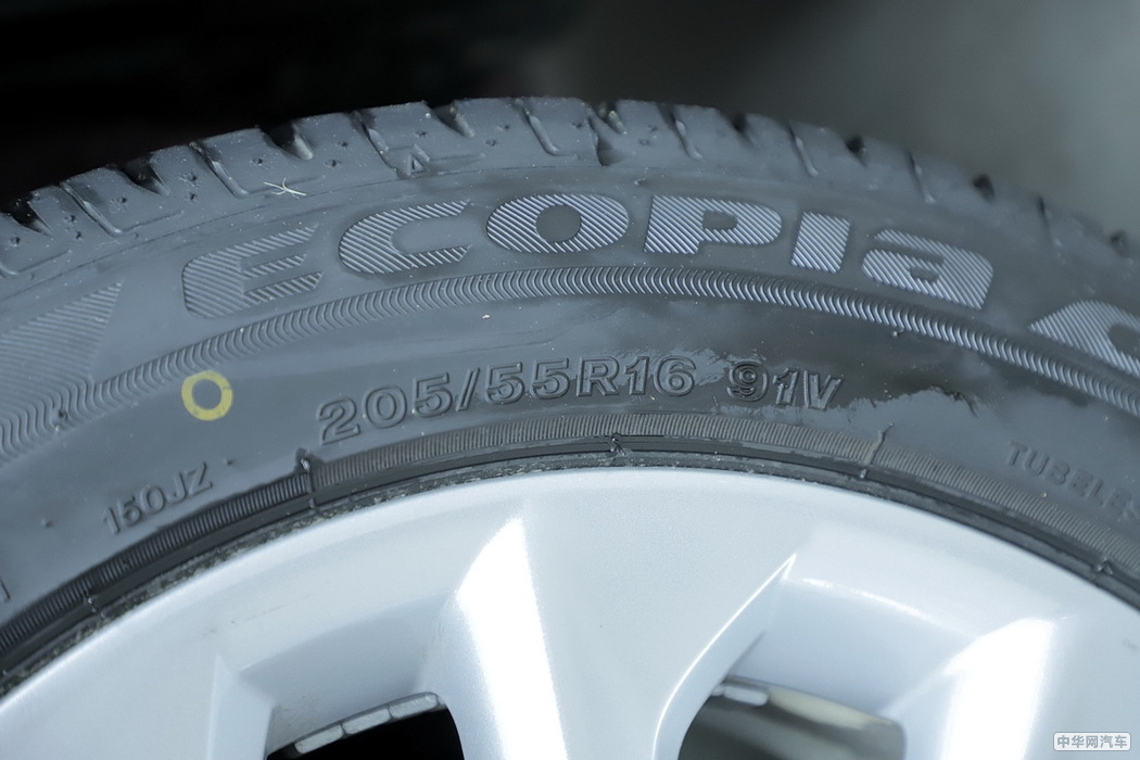 卡罗拉双擎E+ 2019款 1.8L 旗舰版 组图