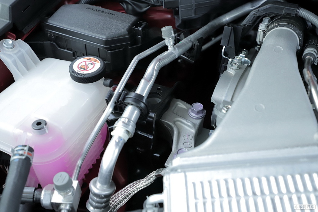 卡罗拉双擎E+ 2019款 1.8L 旗舰版 组图