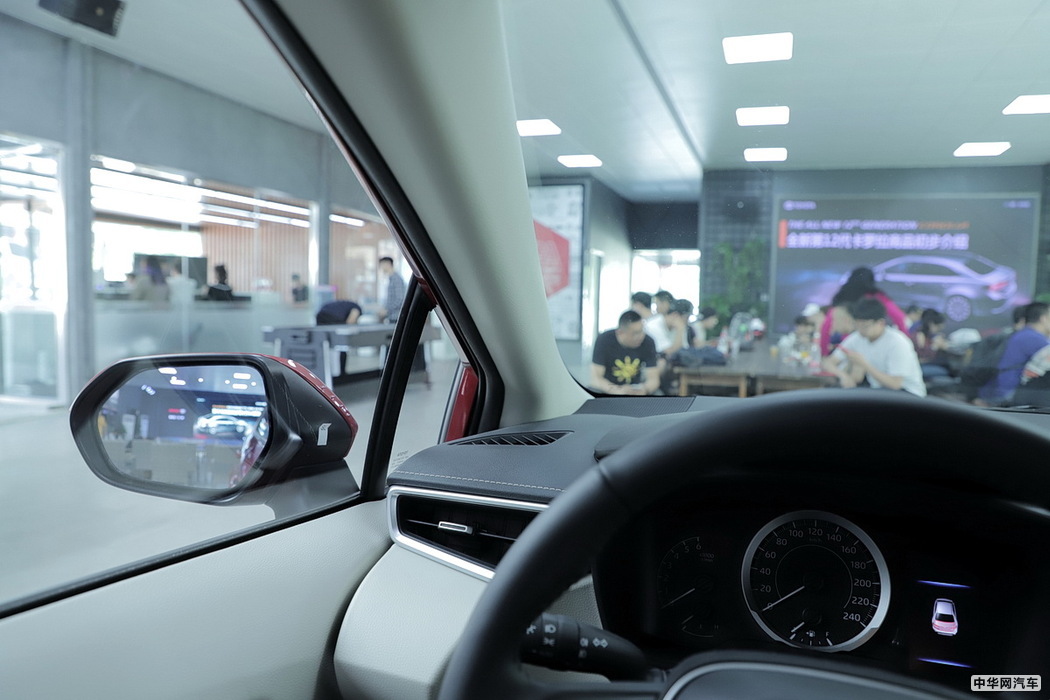 卡罗拉双擎E+ 2019款 1.8L 旗舰版 组图