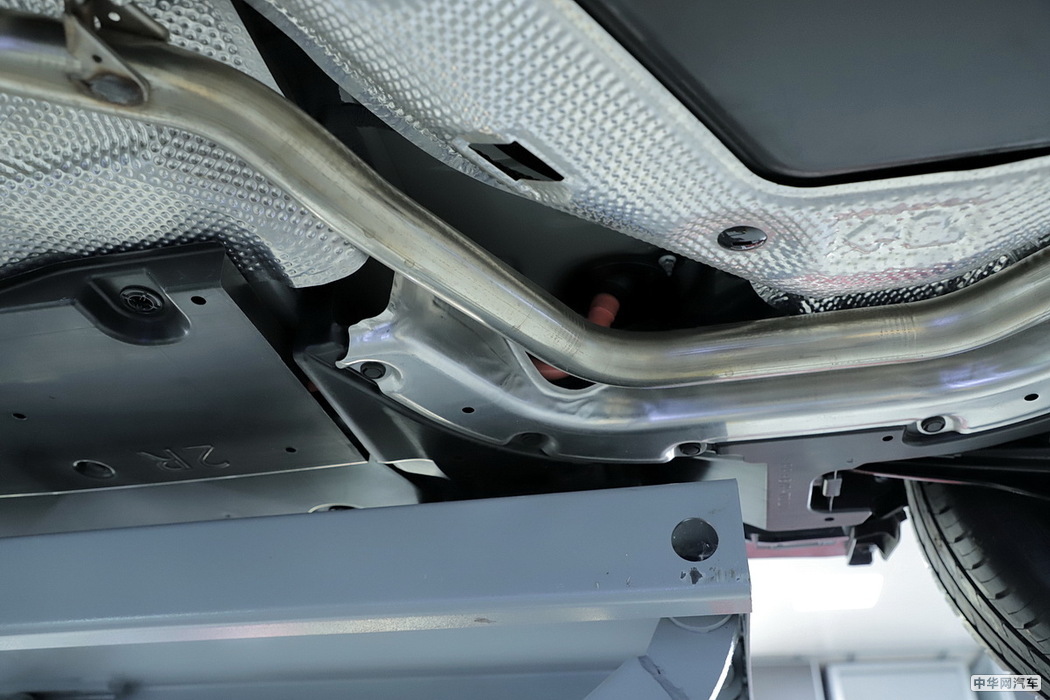 卡罗拉双擎E+ 2019款 1.8L 旗舰版 组图