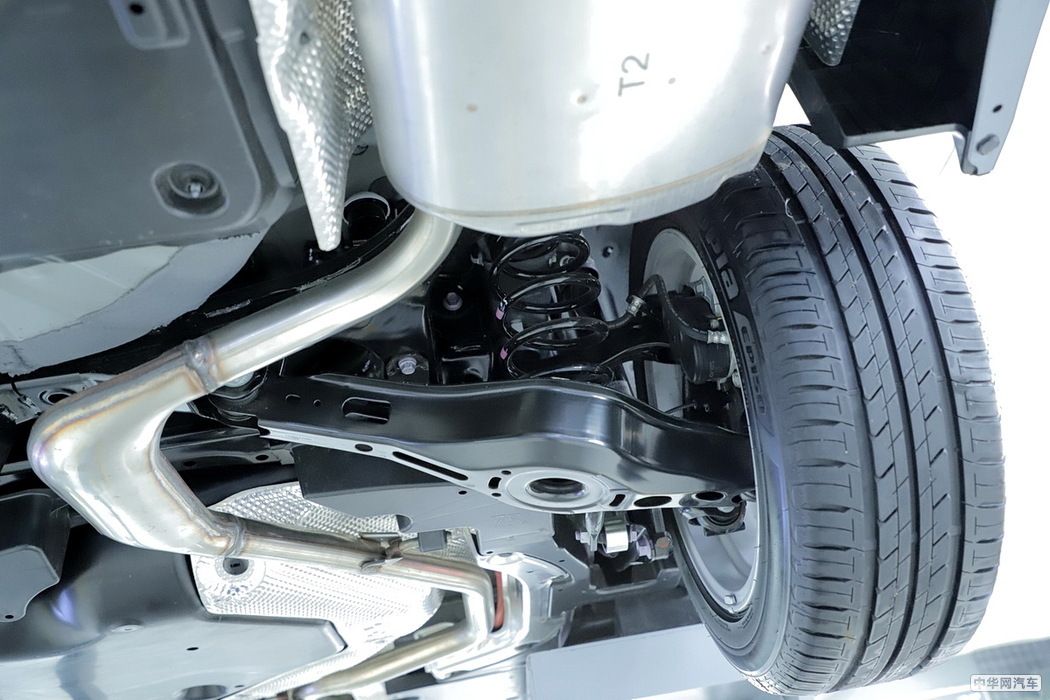 卡罗拉双擎E+ 2019款 1.8L 旗舰版 组图