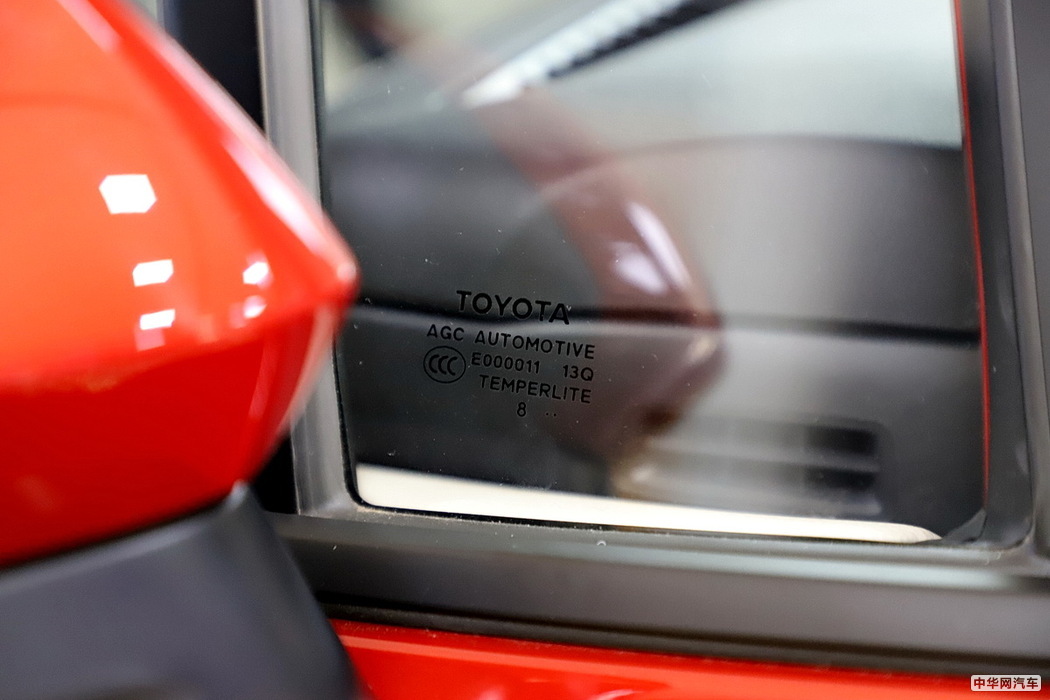 卡罗拉双擎E+ 2019款 1.8L 旗舰版 组图