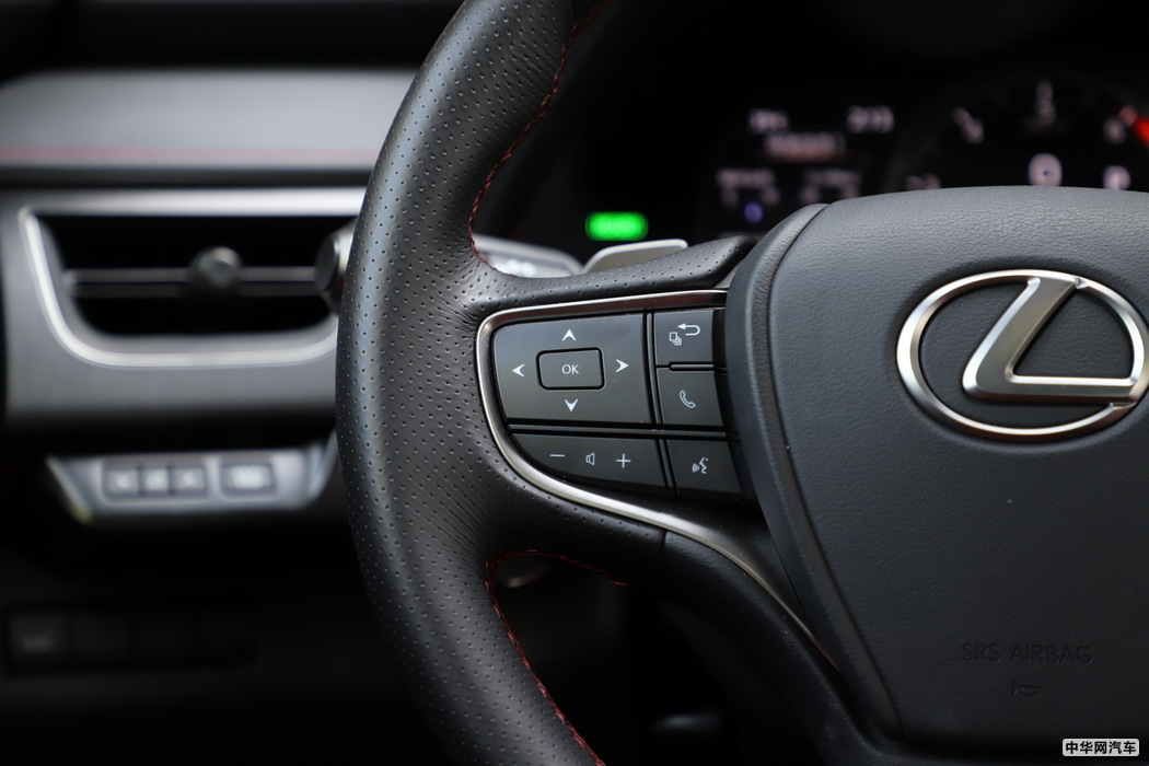雷克萨斯UX 2019款 260h F SPORT全驱版 国VI 内饰