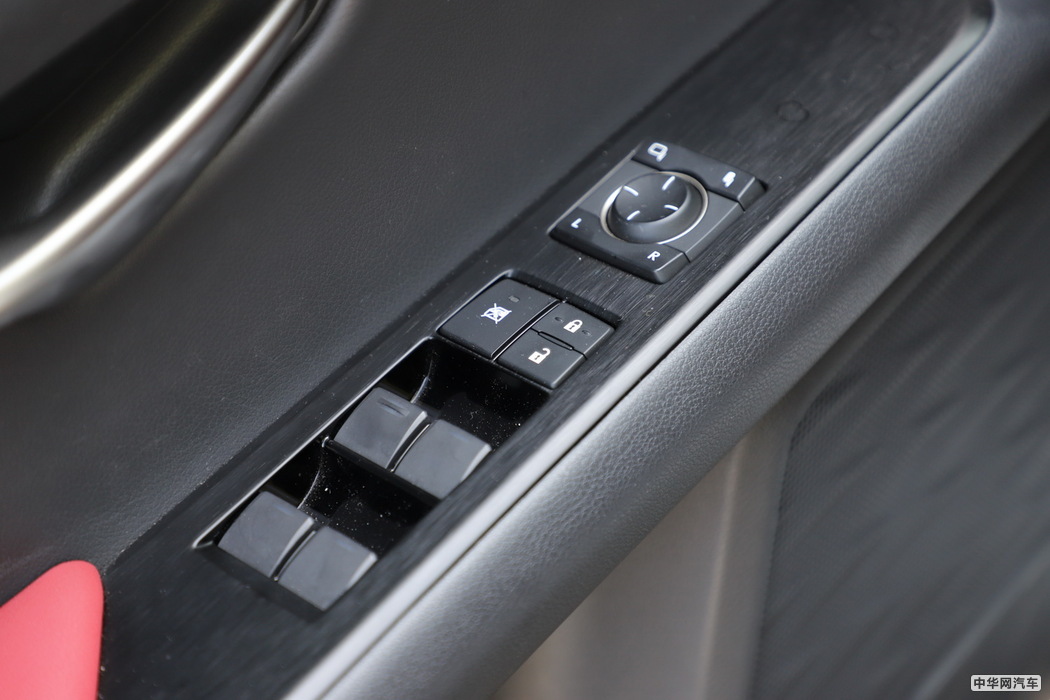 雷克萨斯UX 2019款 260h F SPORT全驱版 国VI 内饰